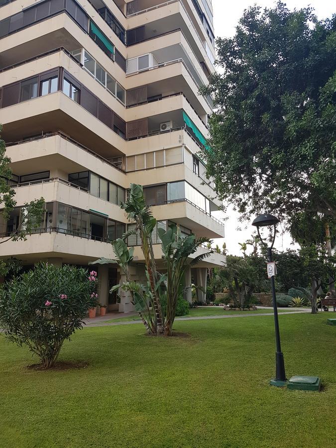 Luxury House 110 M2 On The Beach, Pool, Parking Torremolinos Eksteriør bilde