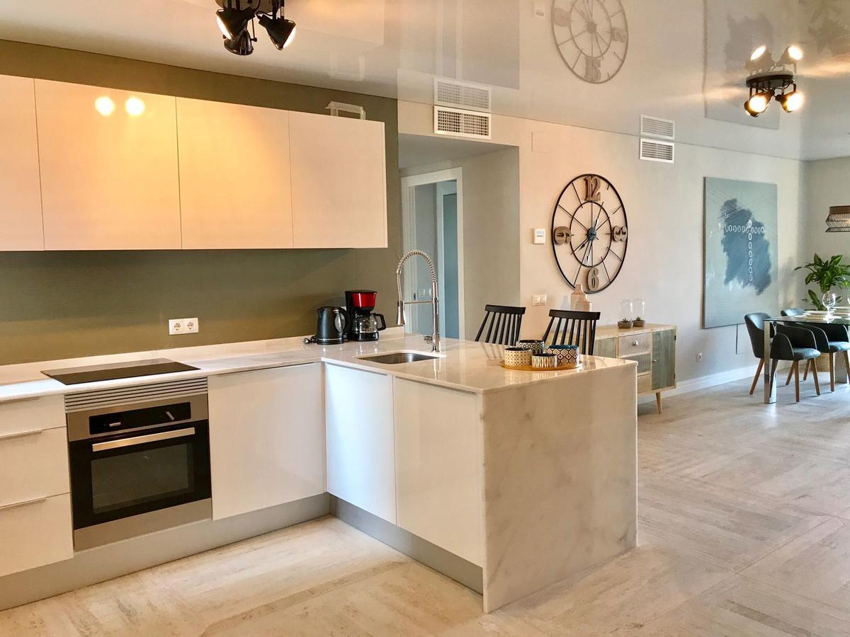 Luxury House 110 M2 On The Beach, Pool, Parking Torremolinos Eksteriør bilde